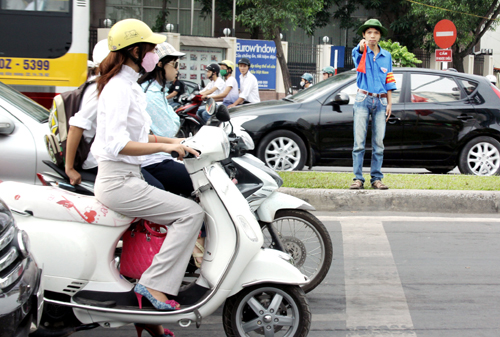 Bắc bộ nắng đẹp, Nam bộ triều cường đang xuống dần ảnh 1